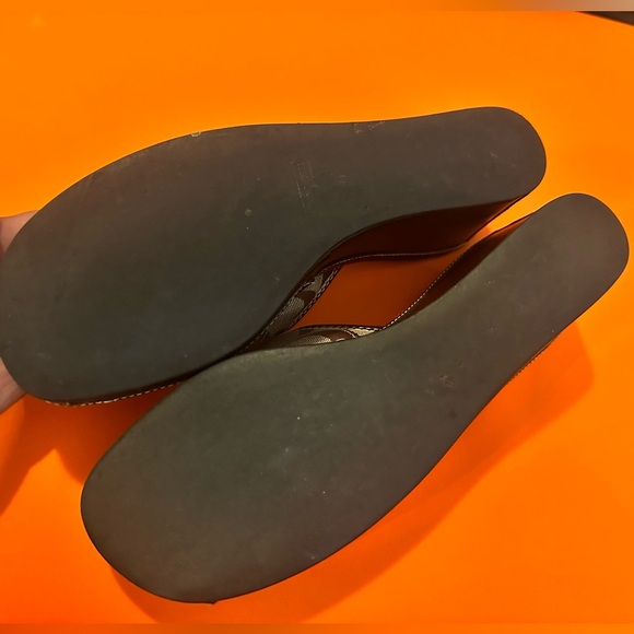 Brown Coach Signature Fabric Platform Wedges Sandals 8M - Picture 5 of 14